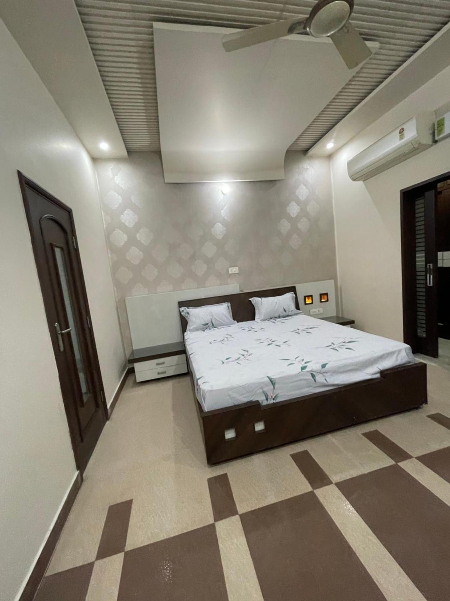 Villa Urban Oasis Amritsar Exterior foto